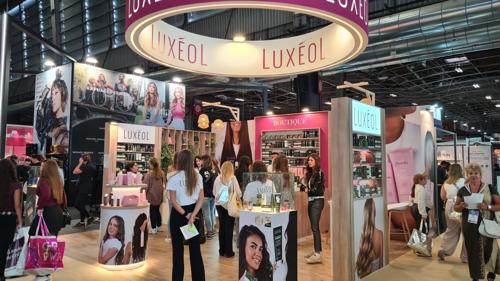 Stand Luxéol au salon MCB 2025